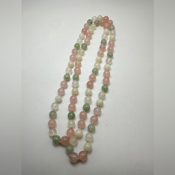29" of hand knotted and 8mm beaded rose quartz, green/pink/white jade necklace! - Picture 7 of 11